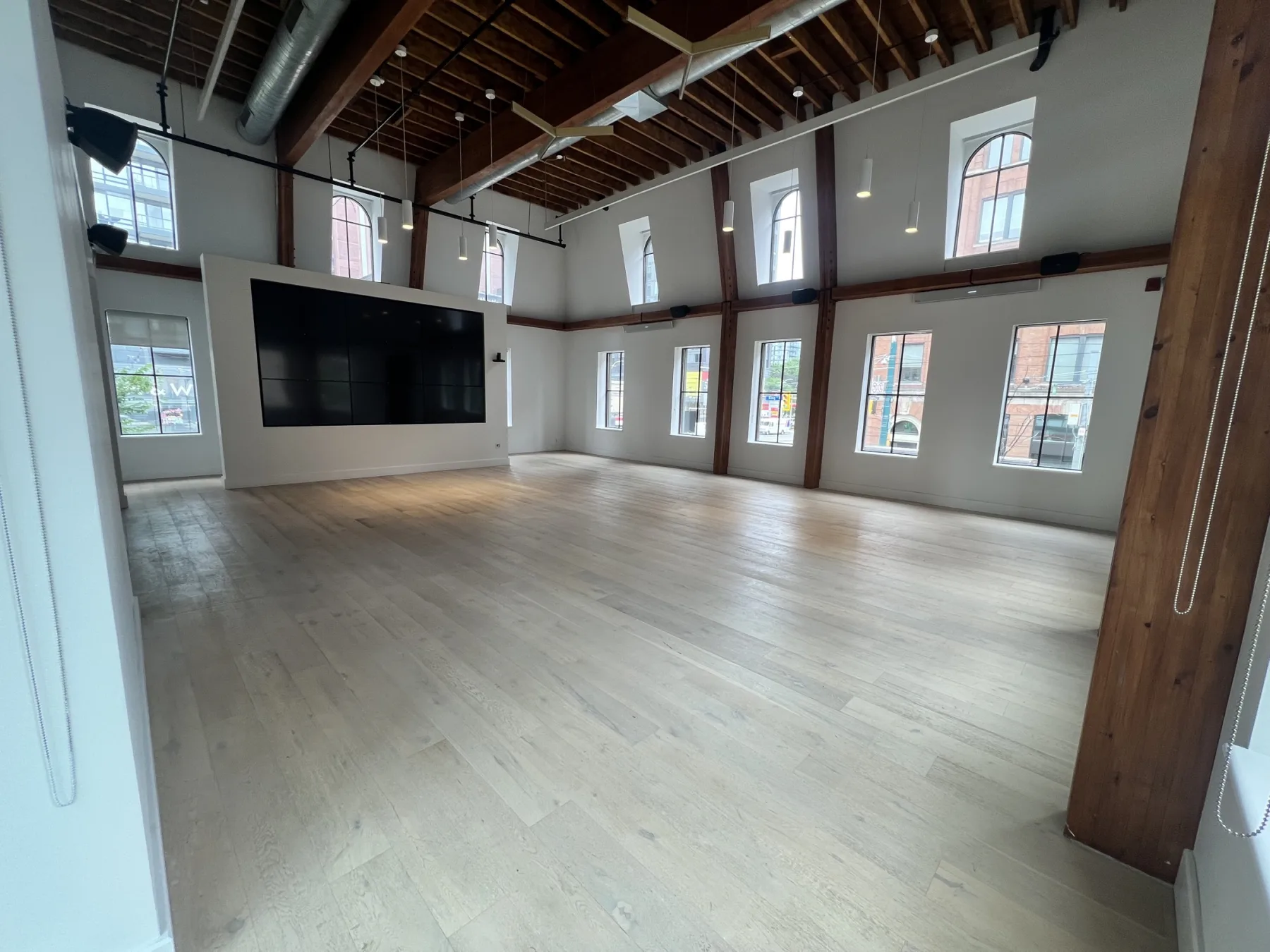 The Social 460 Gallery with vaulted beams and natural light